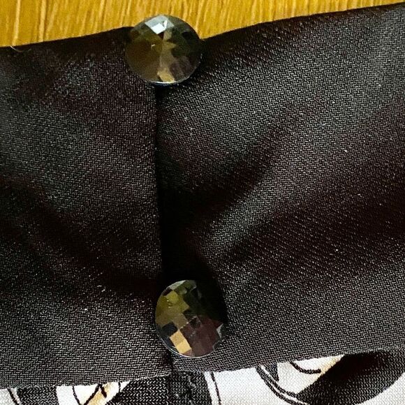 RED, BLACK & WHITE GEOMETRICAL SLEEVELESS SHEATH DRESS 14/16 NWOT - Picture 9 of 17